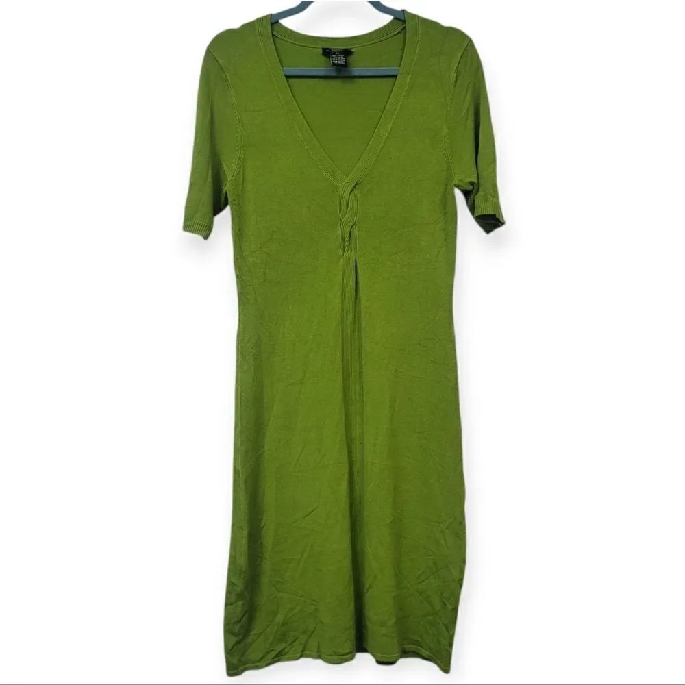 Bcbgmaxazria Green V-Neck Knit Dress, Medium